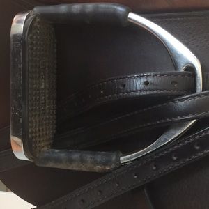 Hs springier balance stirrups